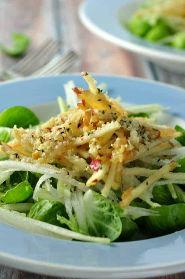 Kohlrabi Winter Salad with Sprouts and Apples |www.flavourandsavour.com Crunchy, sweet, and super-healthy!
