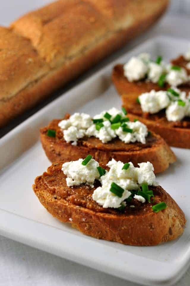 Fig and Goat Cheese Crostini