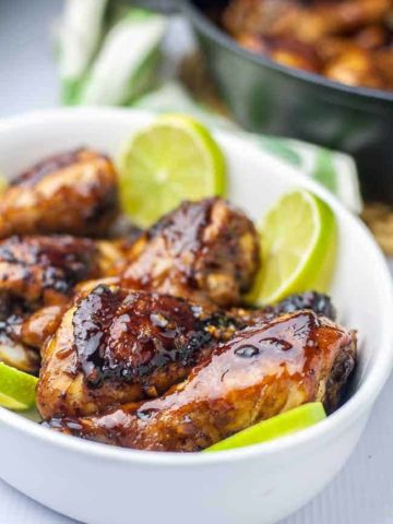 Baked 5-Ingredient Chili Lime Drumsticks