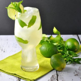 Ginger Mint Cooler. Make it a mocktail or a cocktail! |www.flavourandsavour.com