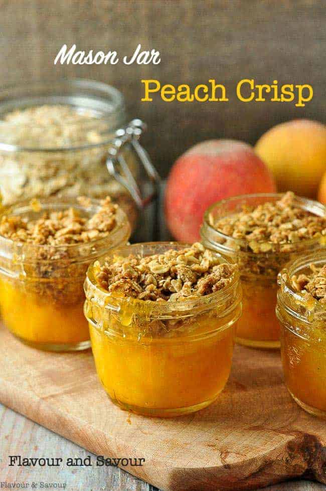 Mason Jar Peach Crisp in small jars