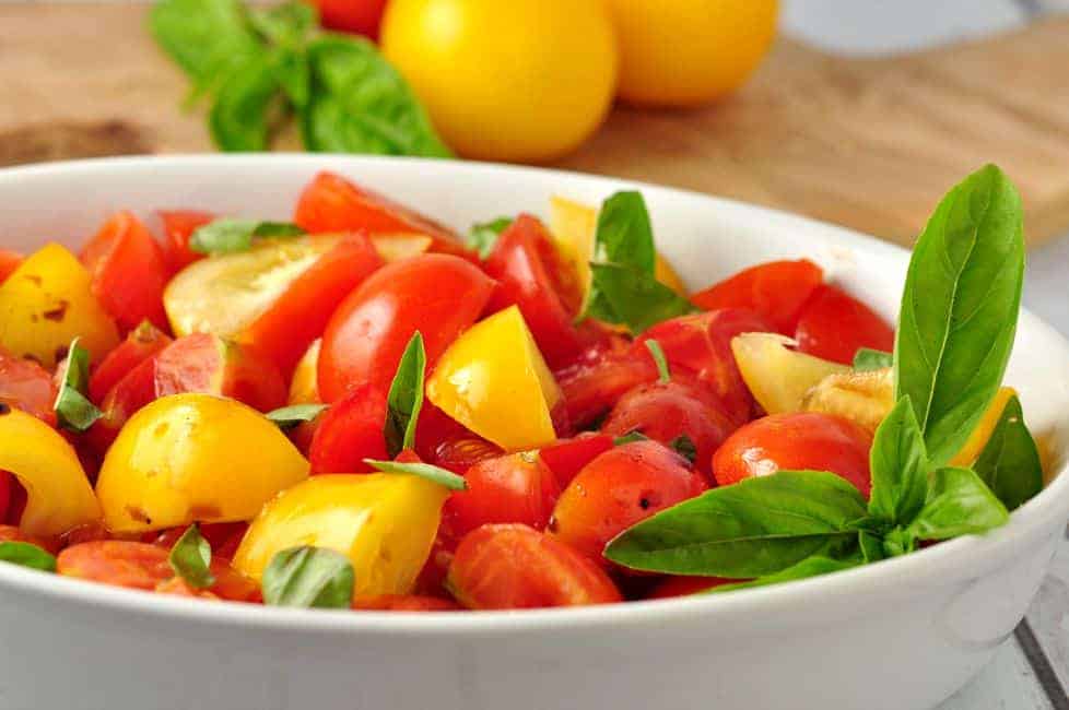 Rustic Tomato Salad with Fresh Basil |flavourandsavour.com