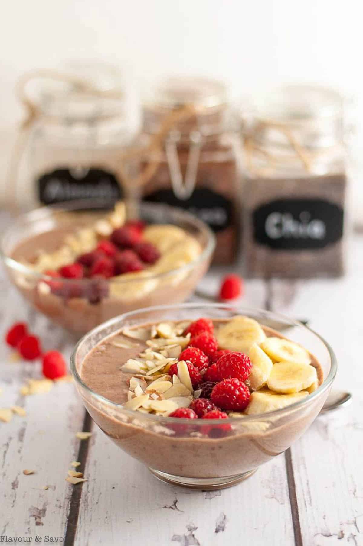 mocha almond smoothie bowl with raspberries and bananas