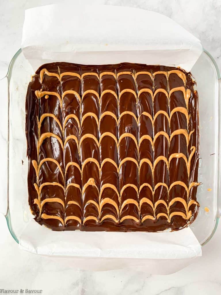 Create swirl pattern in chocolate with a toothpick