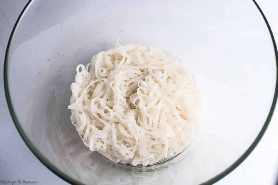 Rice noodles in a glass bowl
