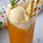 The Ultimate Healthy Kombucha Float. Get a healthy dose of probiotics and enjoy it with your favourite ice cream or gelato. |www.flavourandsavour.com