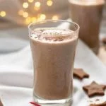 Start your fall and winter mornings on a healthy note with this Healthy Chia Gingerbread Smoothie, made with non-dairy milk, chia, hemp and naturally sweetened.
