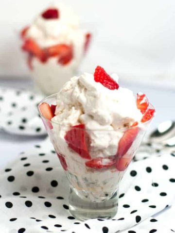 Traditonal Eton Mess. A spectacular, but super simple special dessert made with meringue, whipped cream and strawberries. |www.flavourandsavour.com