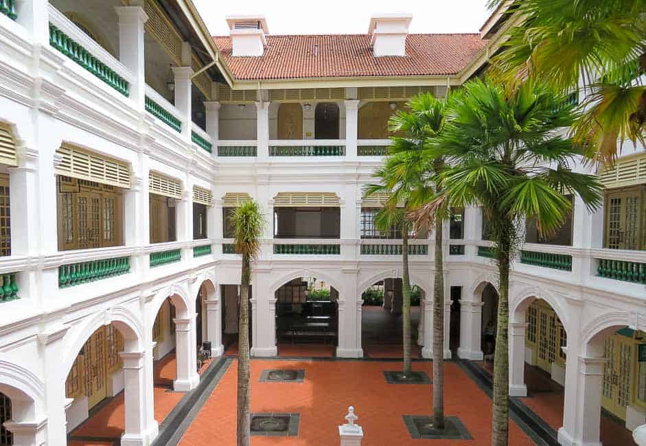 Two Days in Singapore: Must-See Activiites. Raffles Hotel