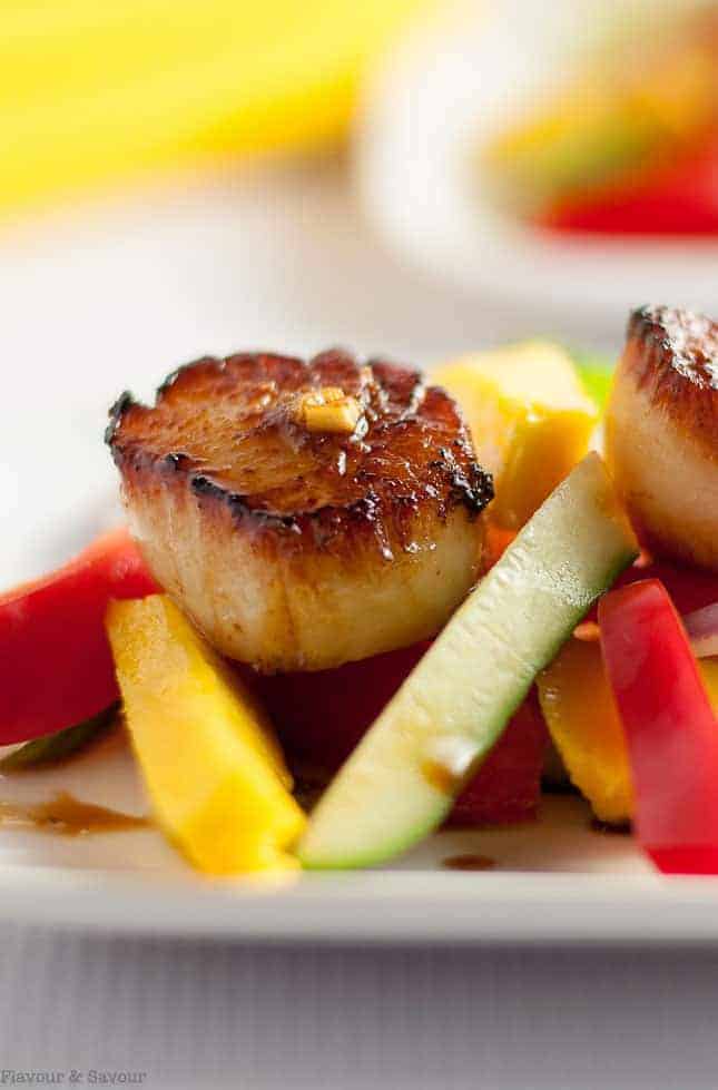 Seared Scallops with a simple mango salad