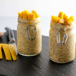 These little jars of breakfast bliss are stuffed full of Mango turmeric Kefir Overnight Oats. They're ready to grab from the fridge on a busy morning. |www.flavourandsavour.com
