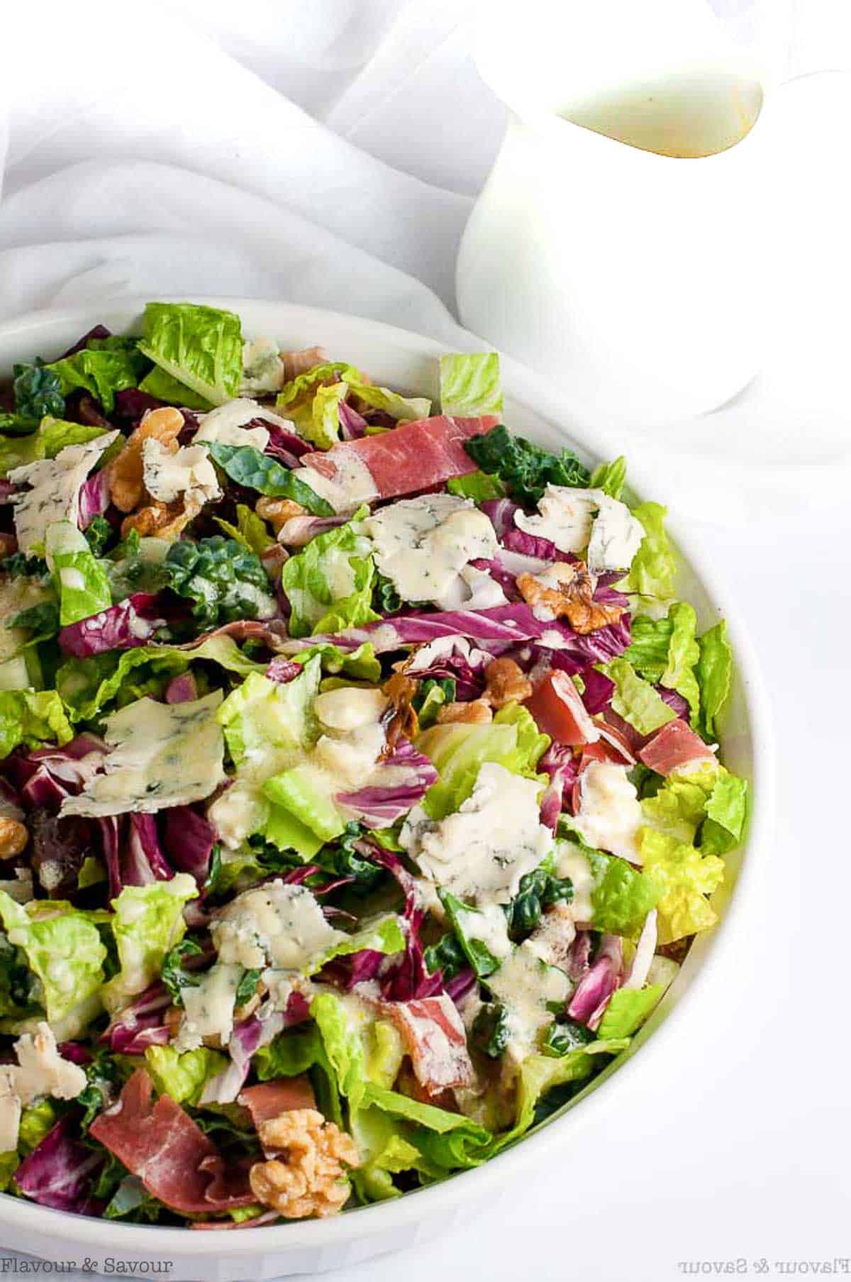 overhead view of tuscan salad with gorgonzola dressing.