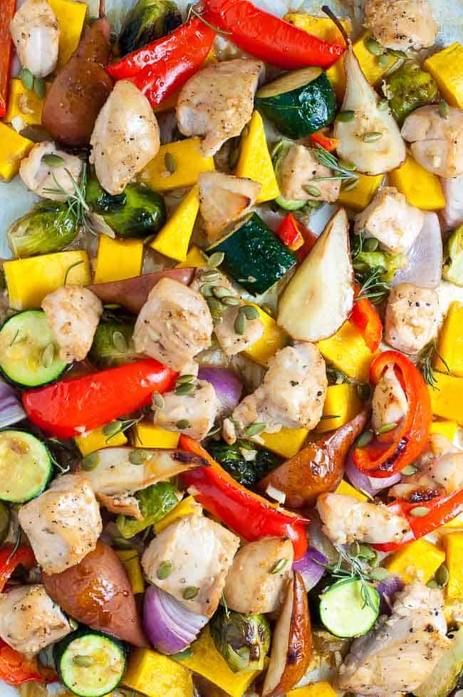Paleo and Family-friendly Maple Garlic Chicken Sheet Pan Dinner with Butternut Squash |www.flavourandsavour.com