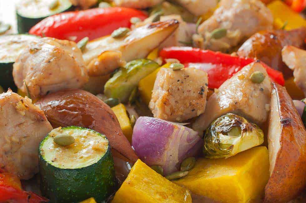 Paleo and Family-friendly Maple Garlic Chicken Sheet Pan Dinner with Butternut Squash |www.flavourandsavour.com
