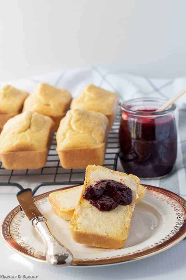 Super Easy Low-Carb Keto Mini Buns with chia seed jam