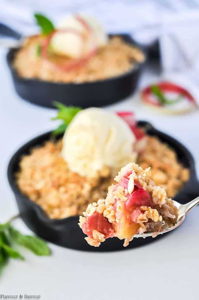 Pineapple Rhubarb Crisp with Ginger Flavour and Savour