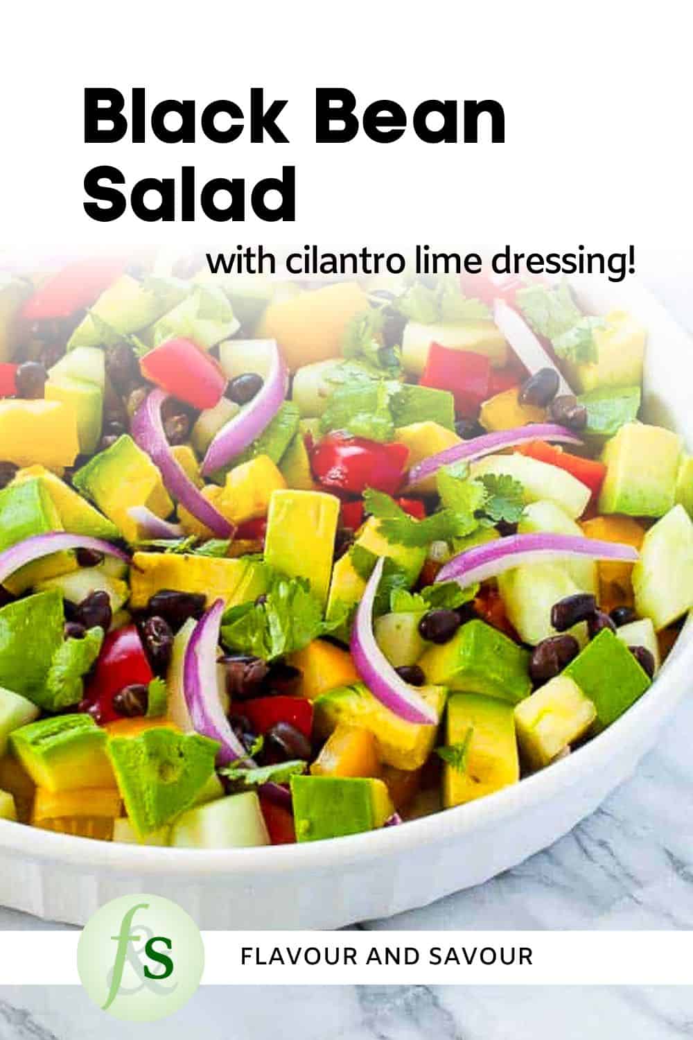 Image with text overlay for tomato avocado black bean salad.
