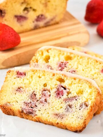 slices of strawberry lemon loaf