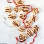 Shortbread cookies with ribbon