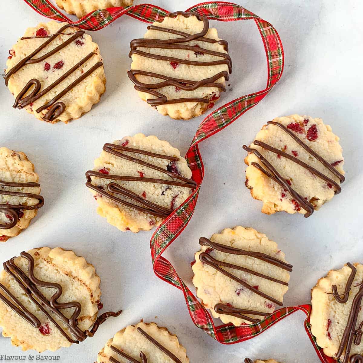 overhead view of cookies with ribbon