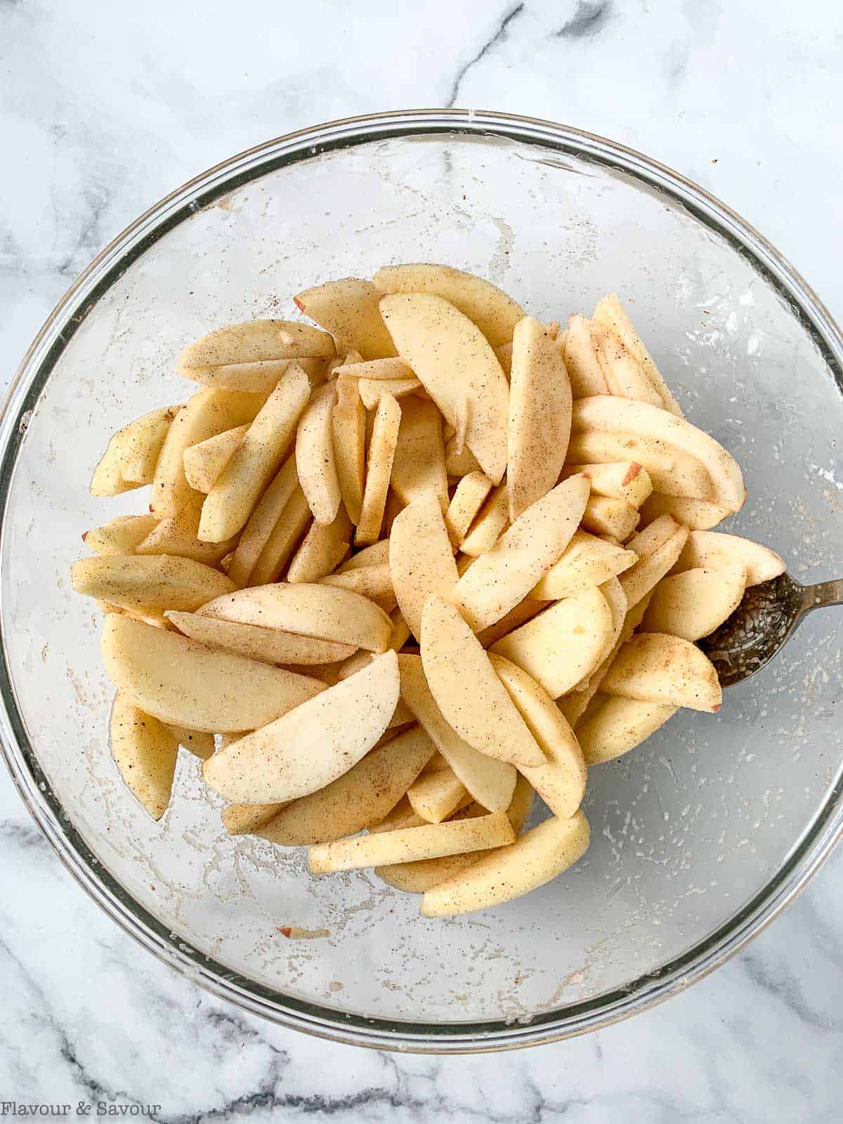 Sliced apples for apple pie