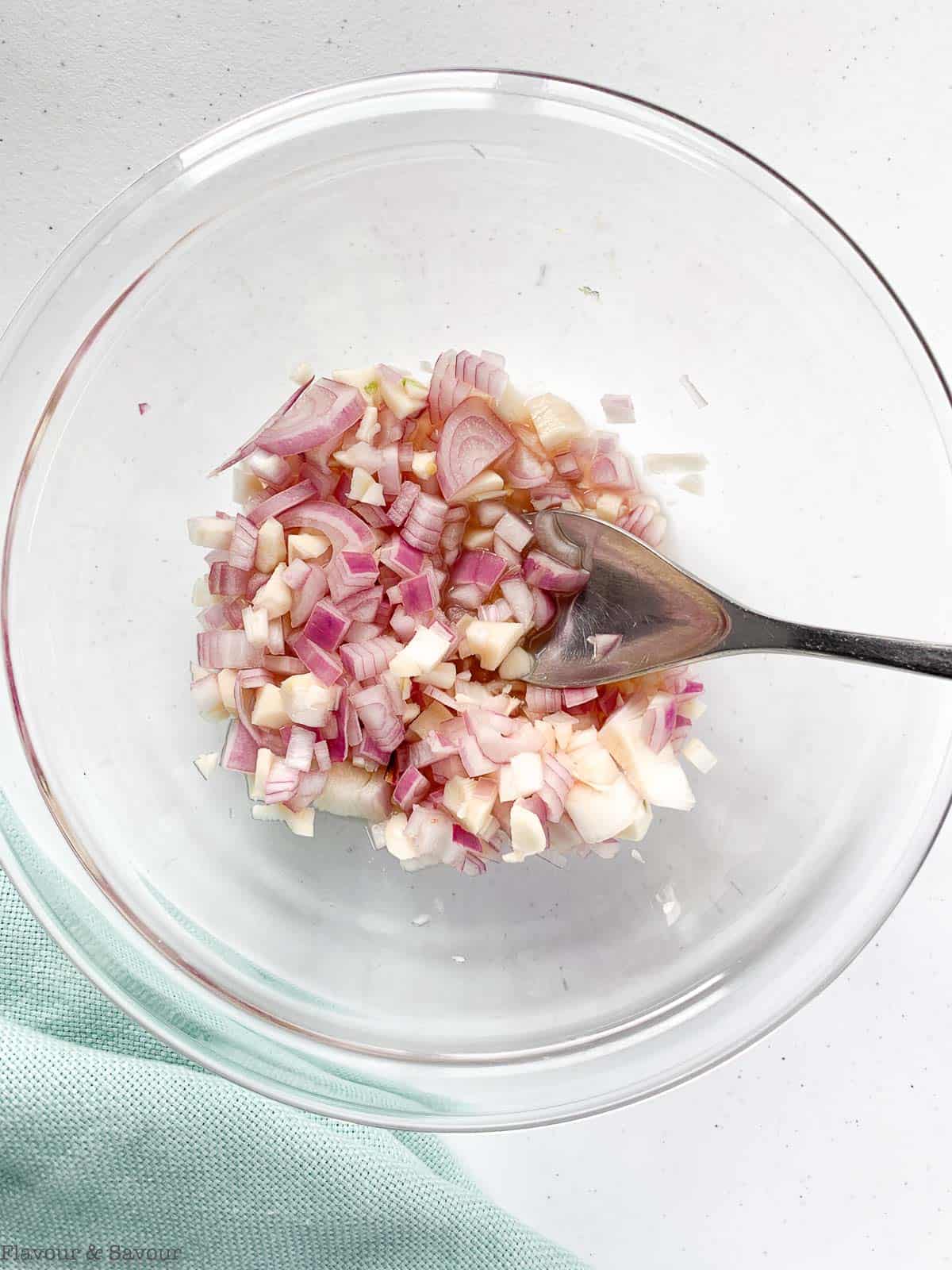 marinating shallot and garlic for air fryer chimichurri salmon