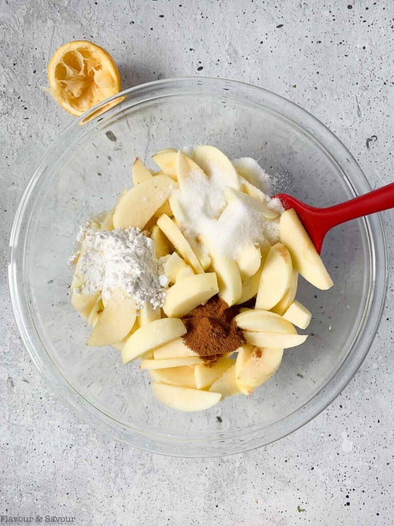 filling for apple crisp in a bowl