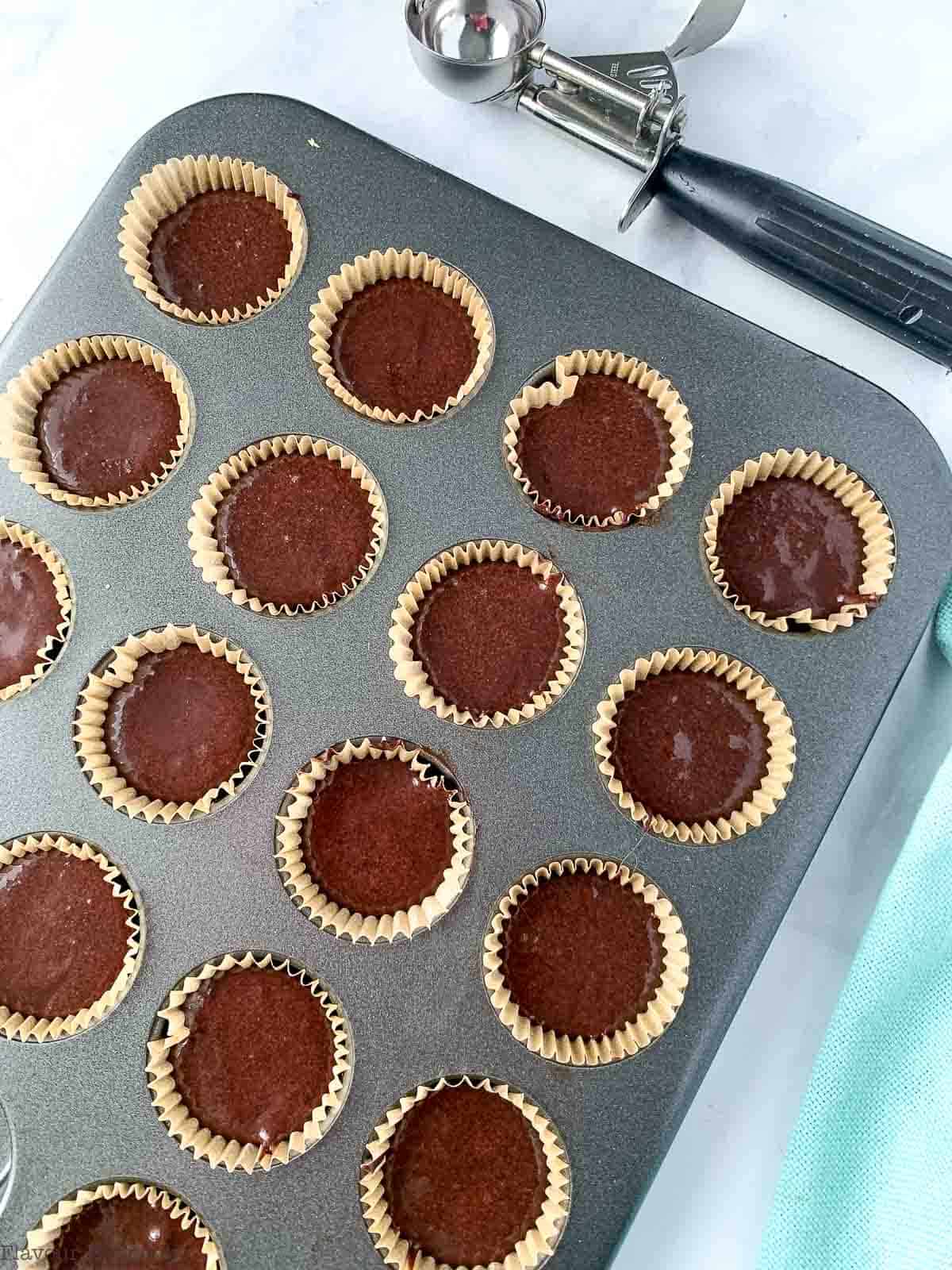 filling mini muffin tins