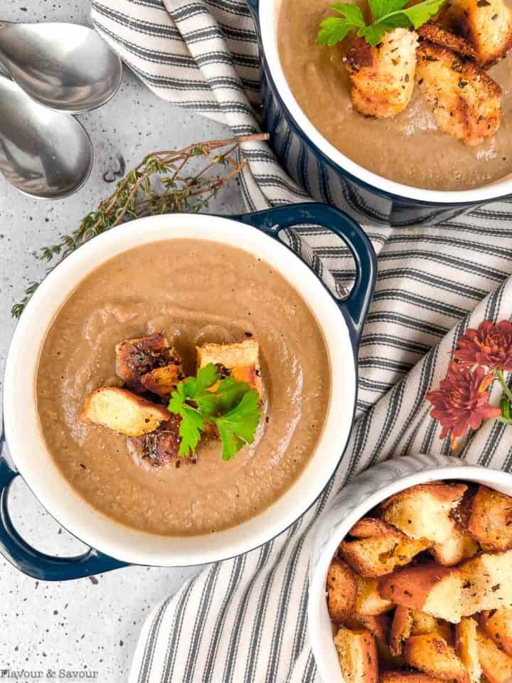 Creamy Mushroom Soup with Cauliflower (Vegan Recipe) - Flavour and Savour