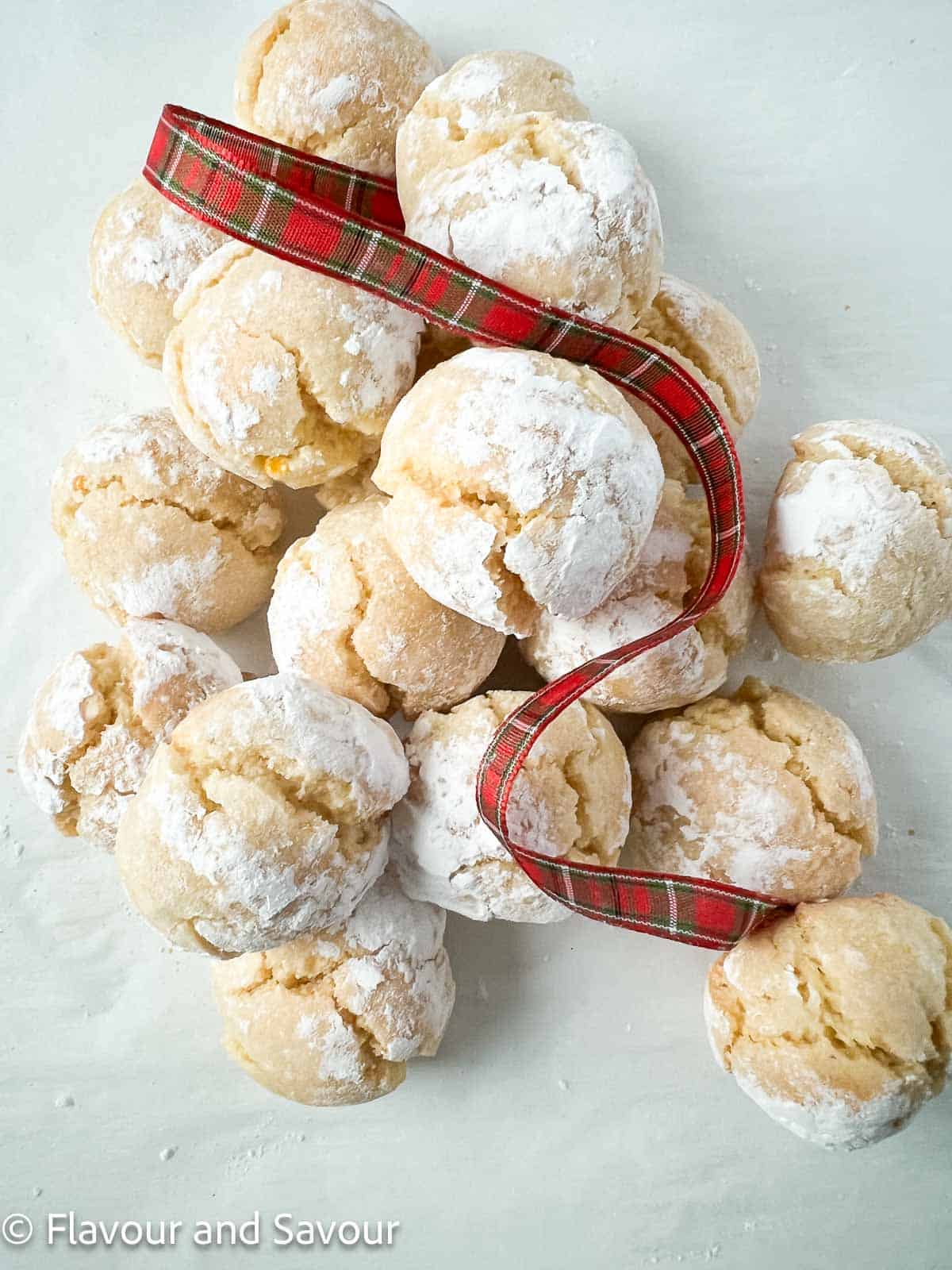 Italian almond cookies dusted with confectioner's sugar.